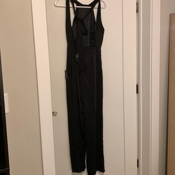 Lulus black silk jumpsuit in size Medium - Picture 5 of 9